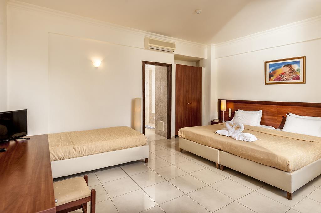 Adelais Hotel Tavronitis Exteriér fotografie
